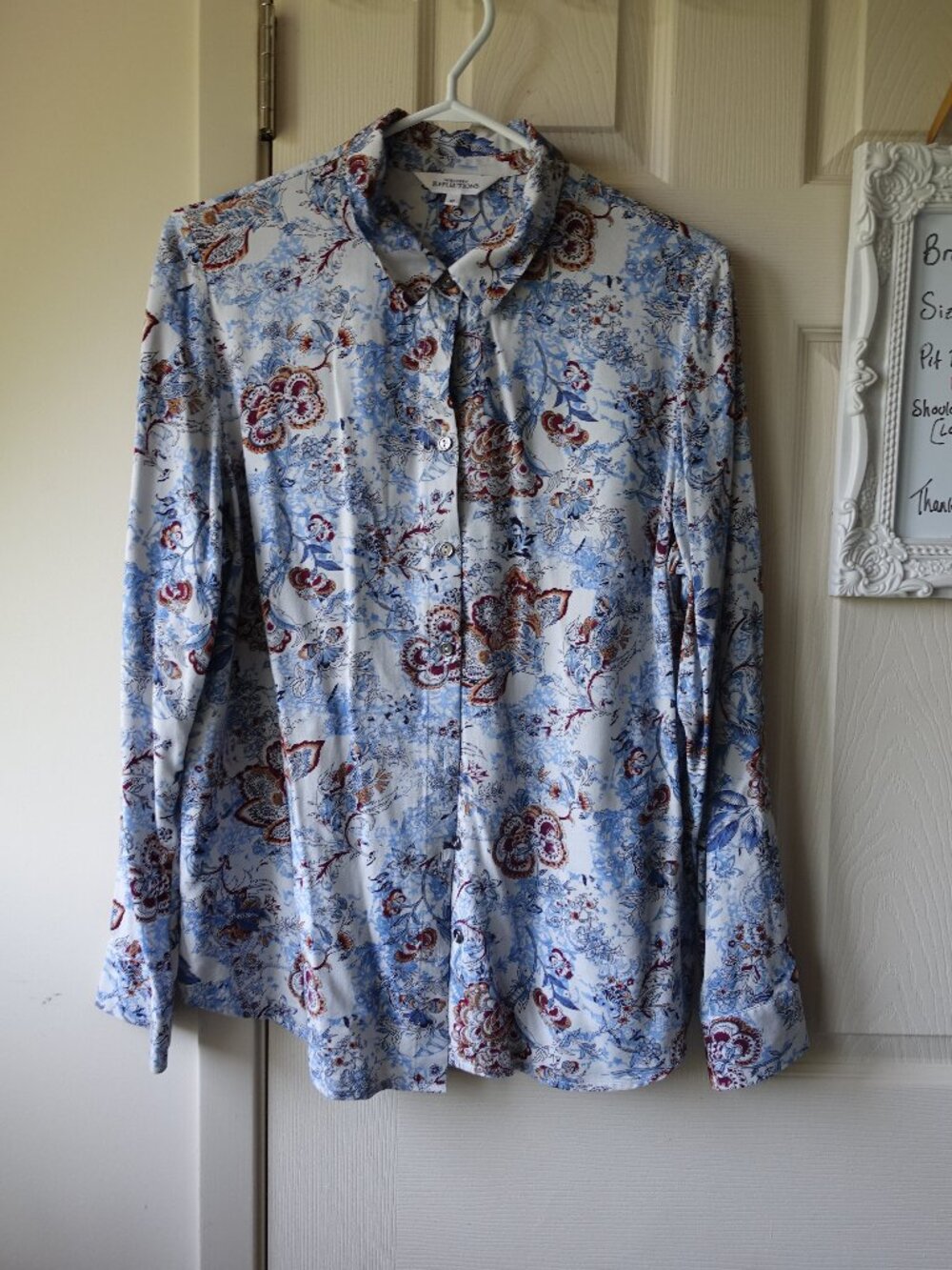 Northern Reflections Blue and White Floral Button-Down Shirt